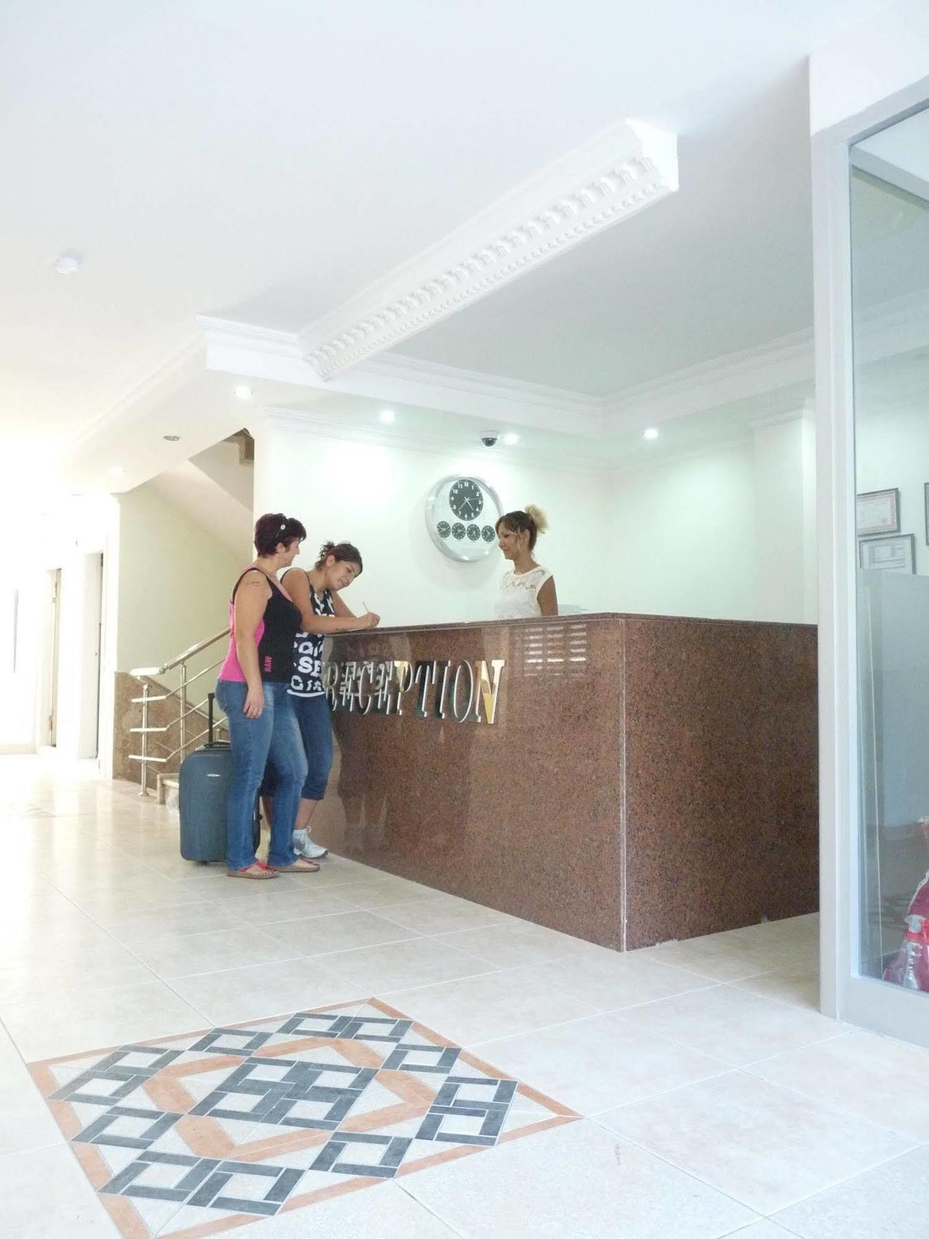 อะรินนา พาร์ค โฮเต็ล Hotel อันตัลยา ภายนอก รูปภาพ