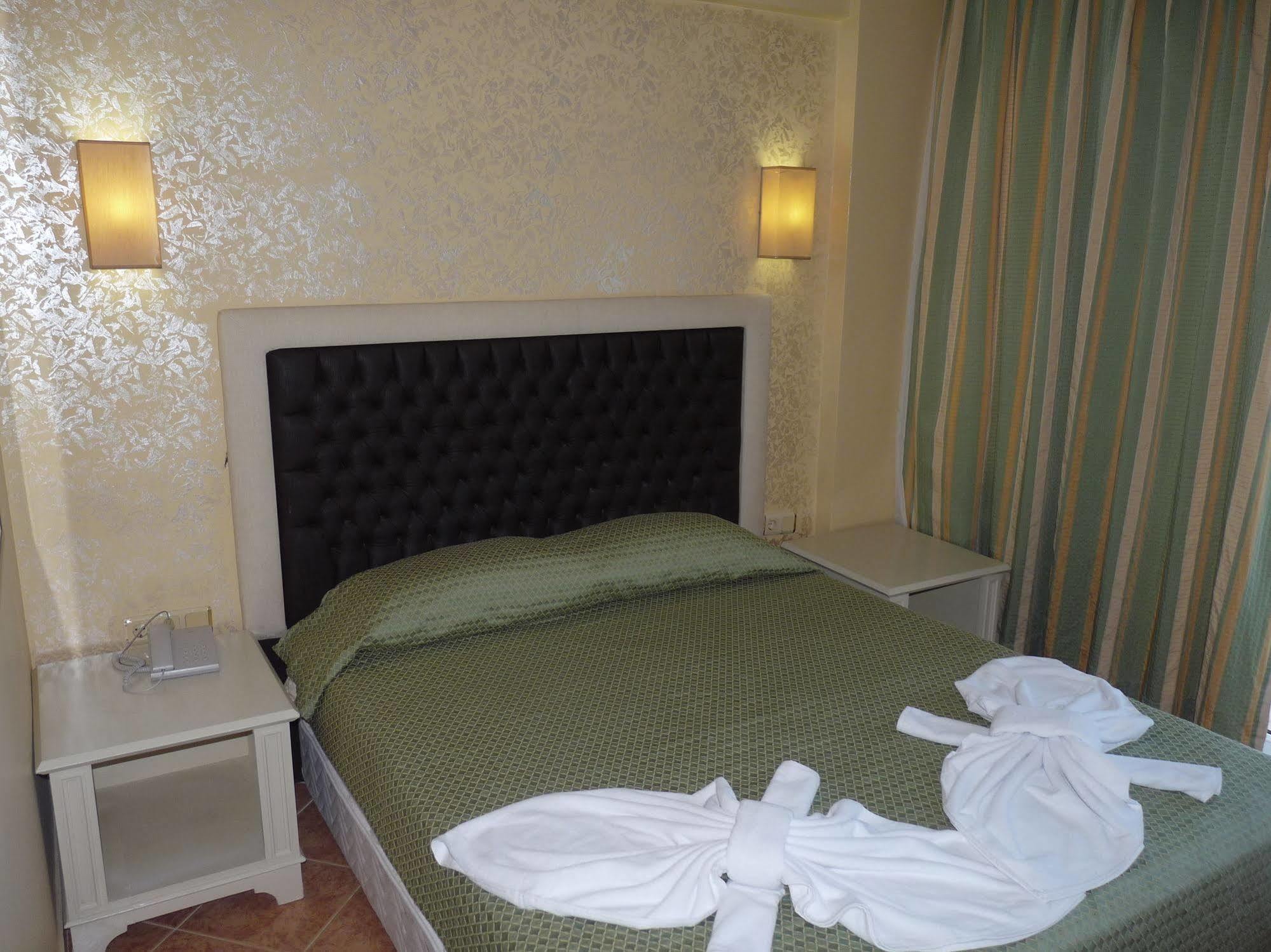 อะรินนา พาร์ค โฮเต็ล Hotel อันตัลยา ภายนอก รูปภาพ